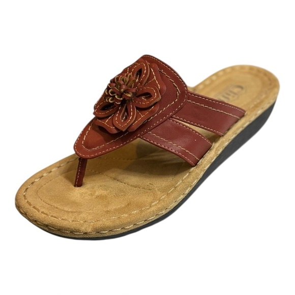 New Cliffs White Mountain Brown Leather Wedge Sandals Size 9 Flower Thong Sandal - Picture 1 of 13